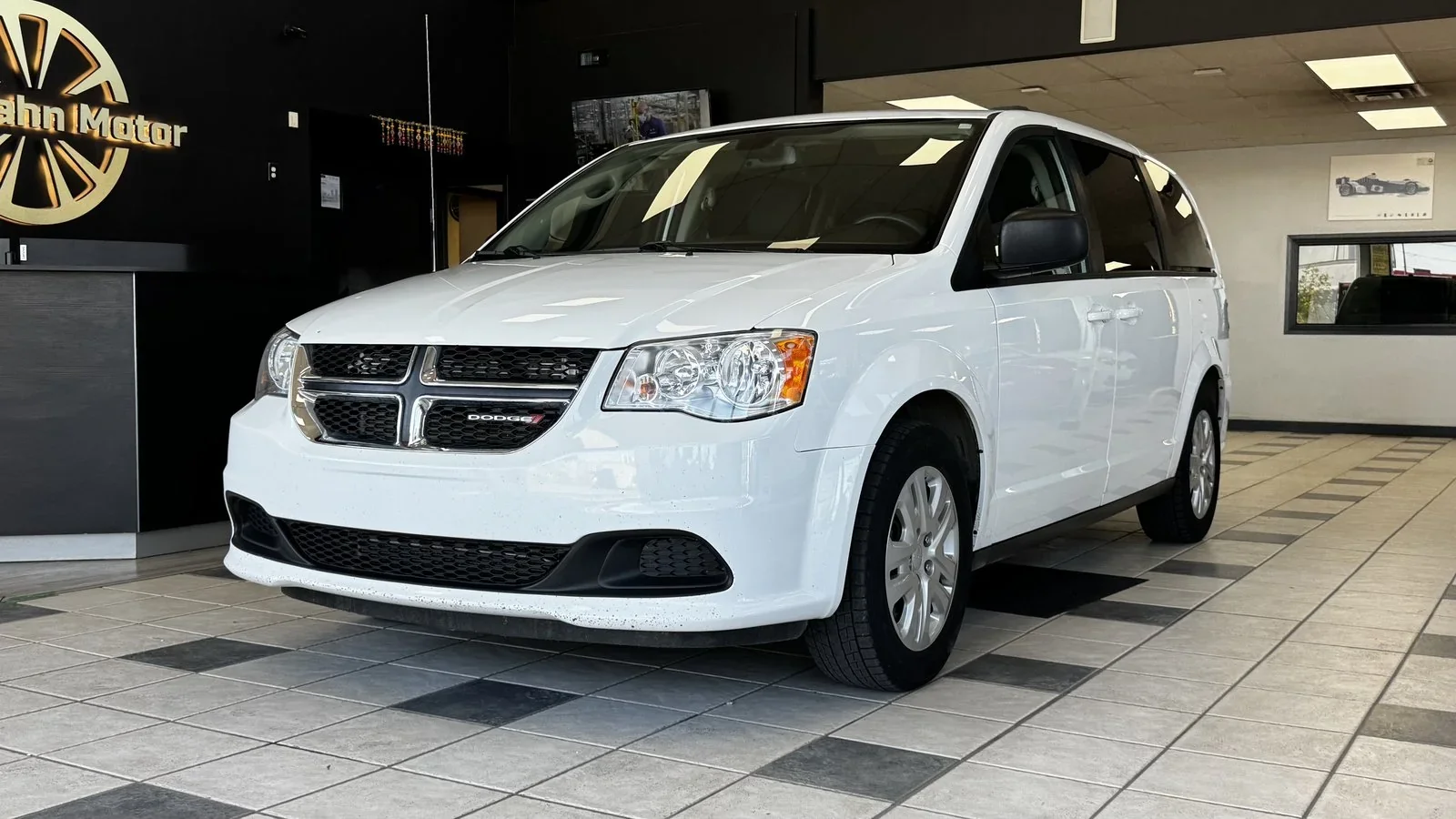 2020 Dodge Grand Caravan SXT - Used Minivan for sale in Alberta