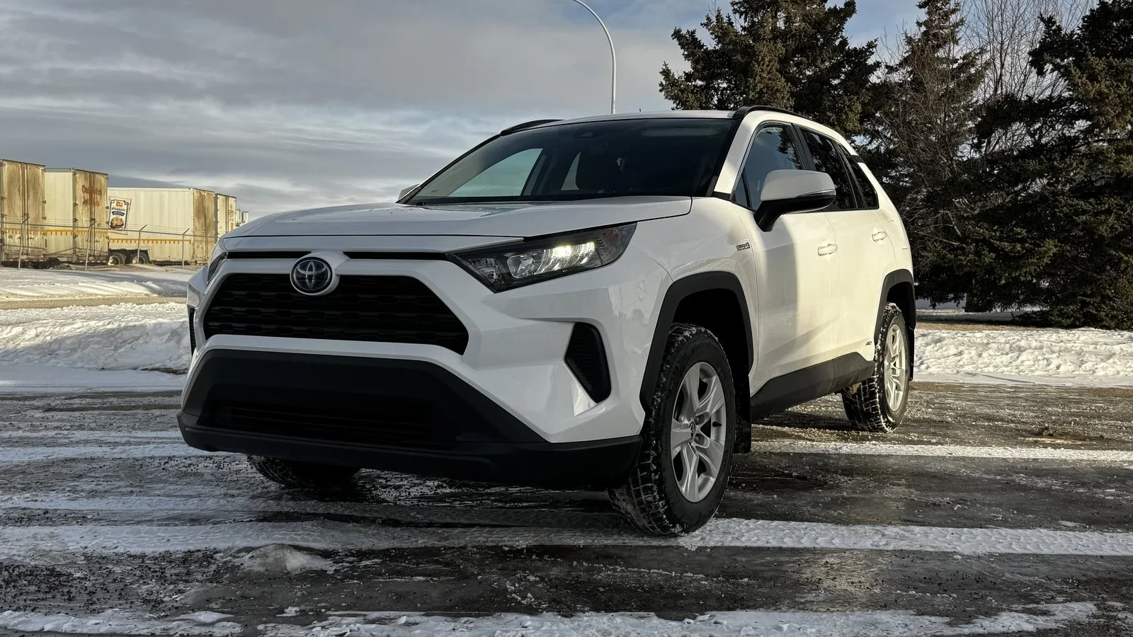 2021 Toyota RAV4 Hybrid LE - Used SUV for sale in Alberta