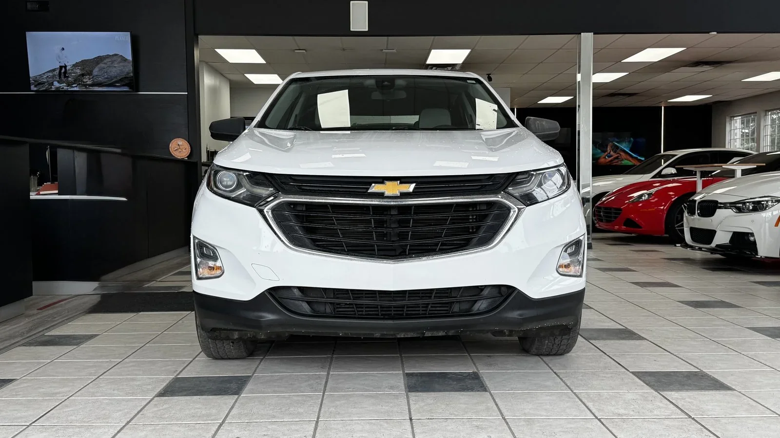 2021 Chevrolet Equinox LS used SUV thumbnail 2