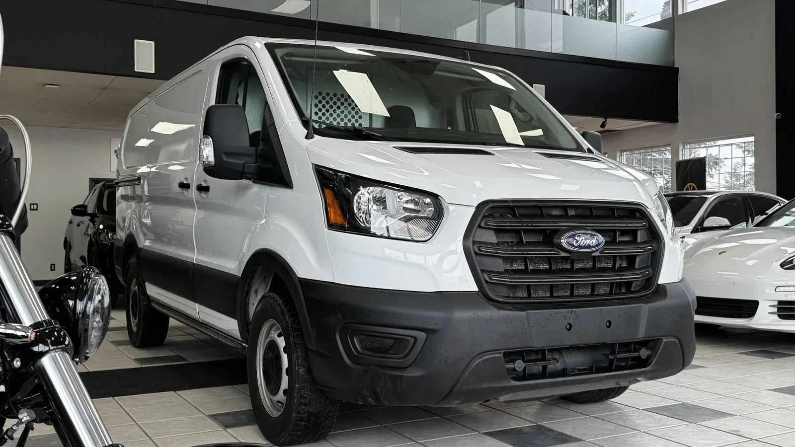 2020 Ford Transit T-250 Low Roof used Van thumbnail 3