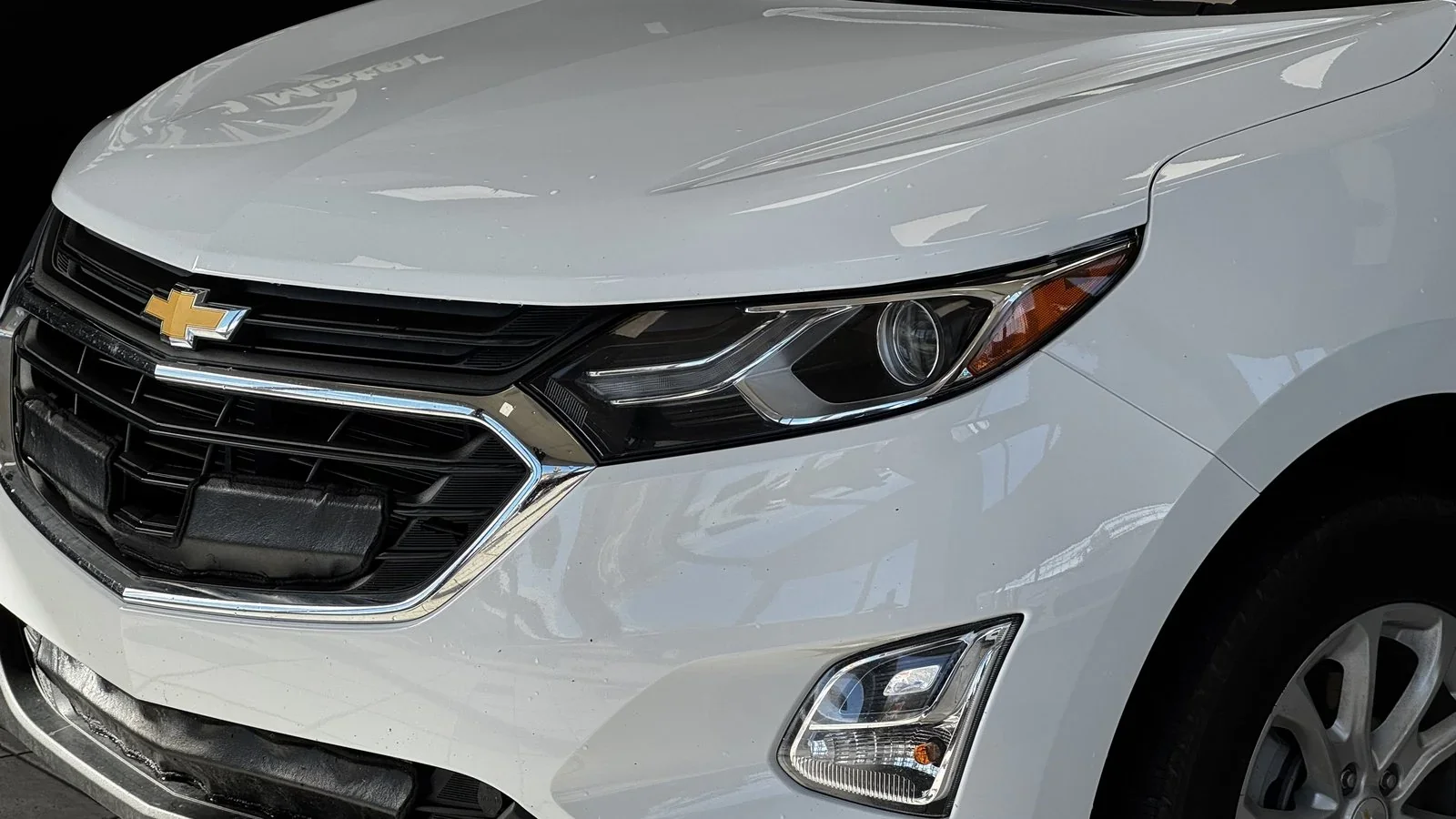 2021 Chevrolet Equinox LS used SUV thumbnail 4