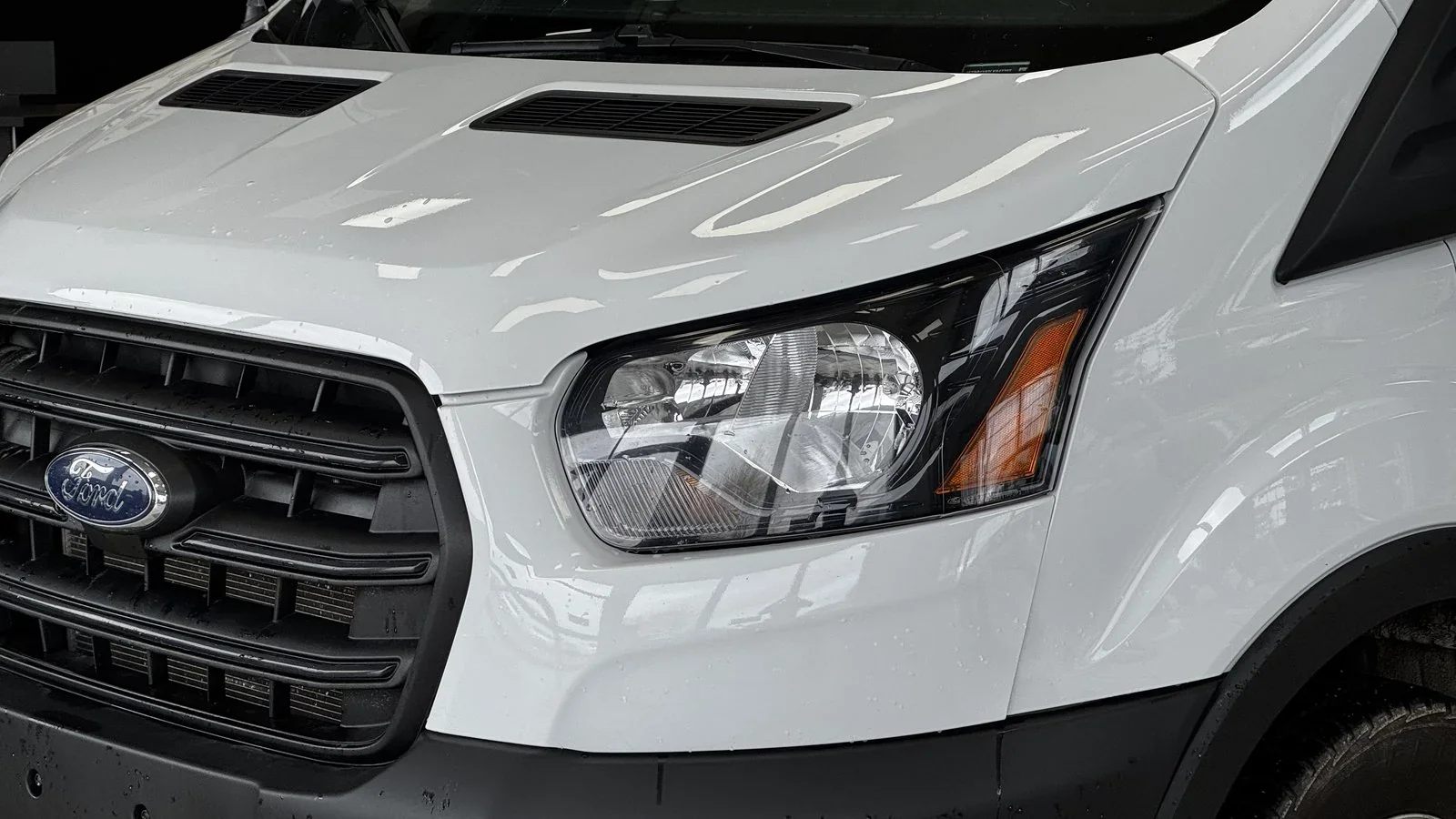 2020 Ford Transit T-250 Low Roof used Van thumbnail 4