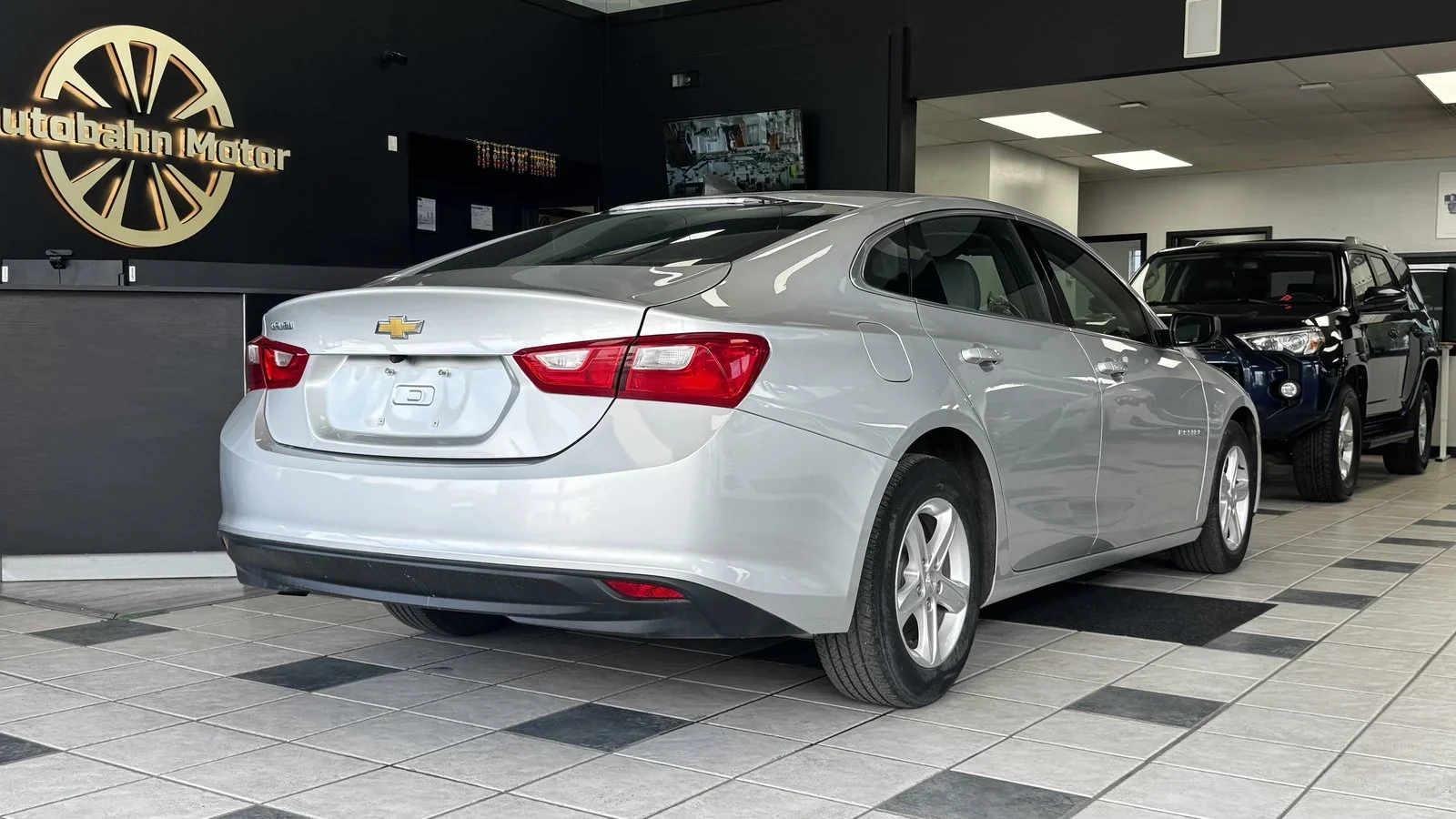 2020 Chevrolet Malibu LS used Sedan thumbnail 8