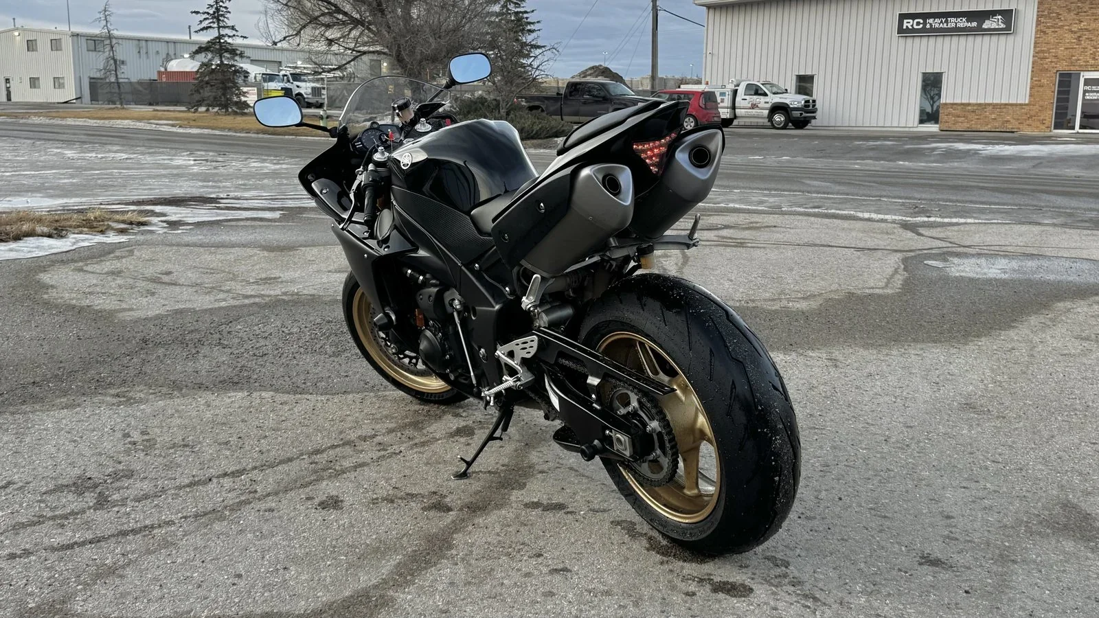 2009 Yamaha YZF-R1 used Motorcycle thumbnail 9