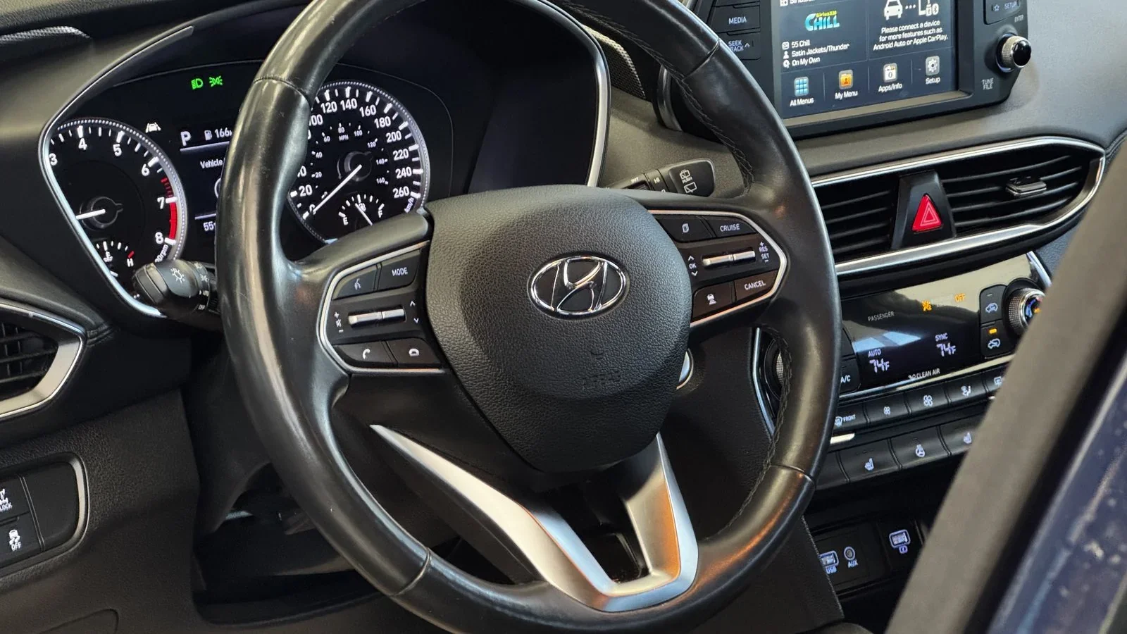 2020 Hyundai Santa Fe Preferred used SUV thumbnail 11