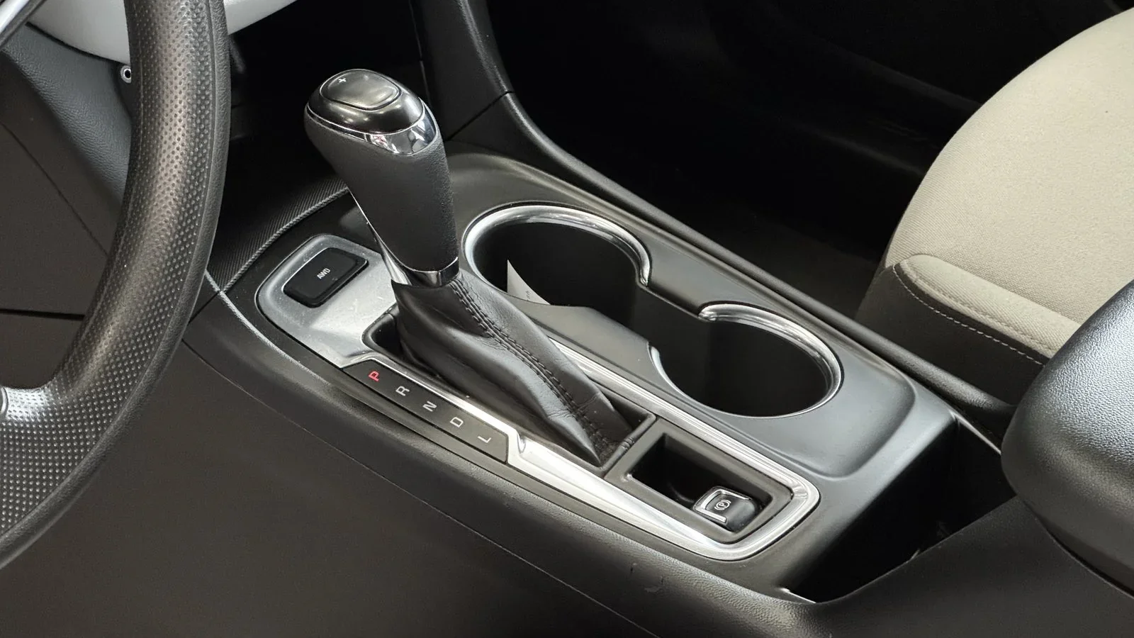 2021 Chevrolet Equinox LS used SUV thumbnail 13