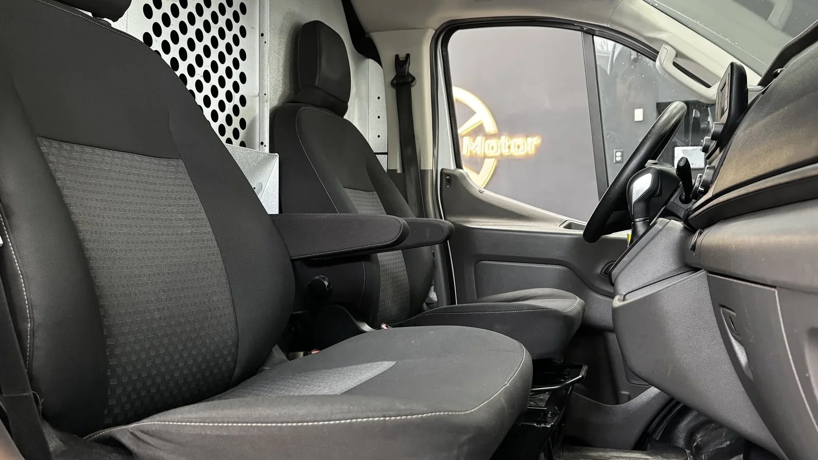 2020 Ford Transit T-250 Low Roof used Van thumbnail 15