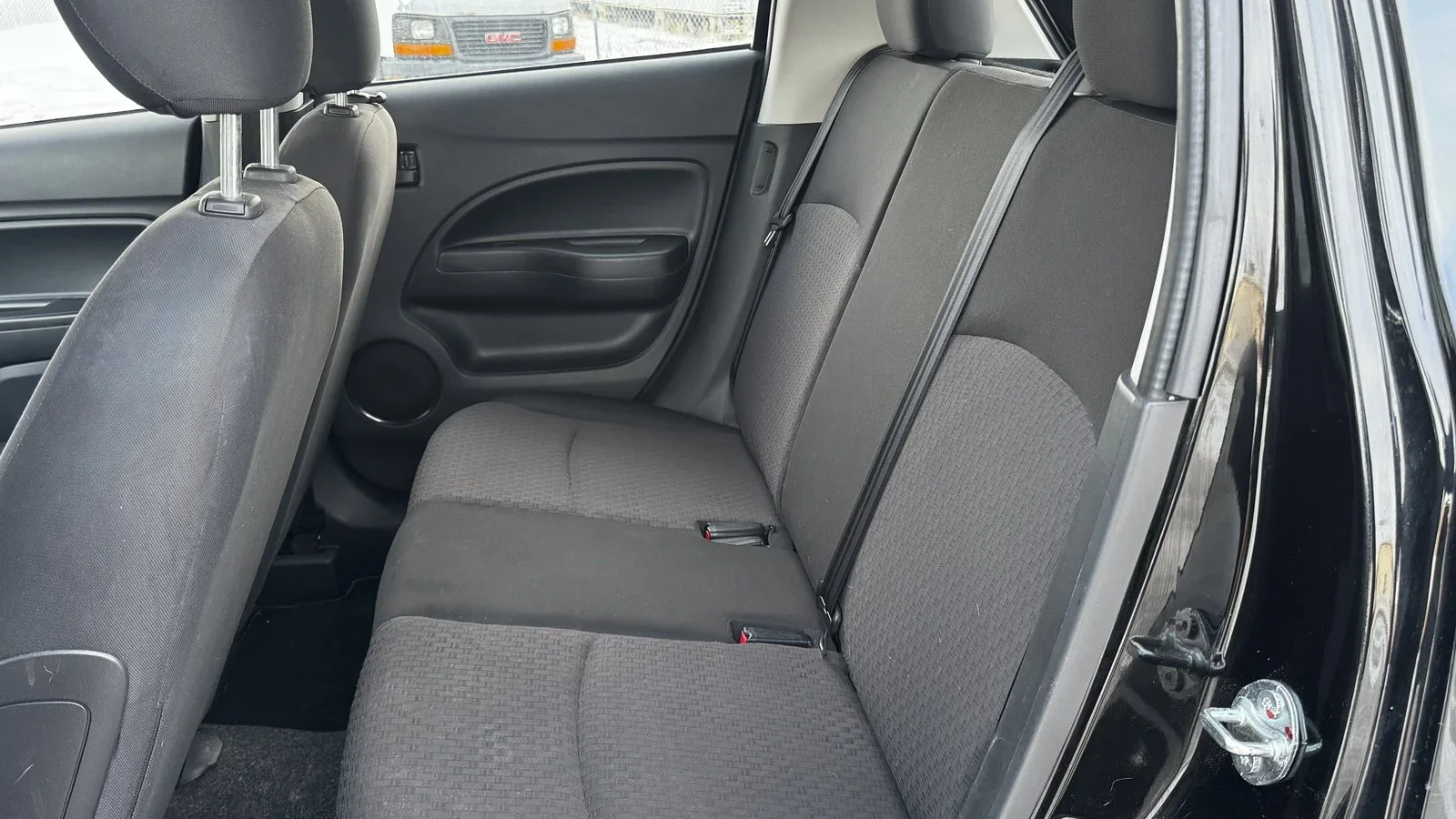 2020 Mitsubishi Mirage ES used Hatchback thumbnail 17