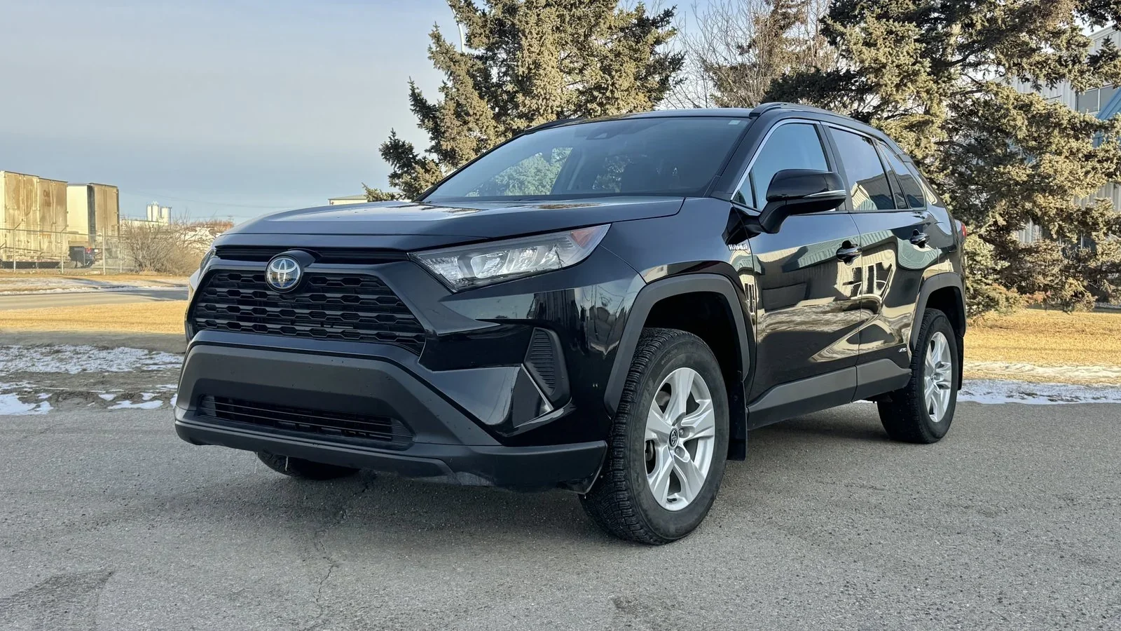 2021 Toyota RAV4 Hybrid LE - Used SUV for sale in Alberta