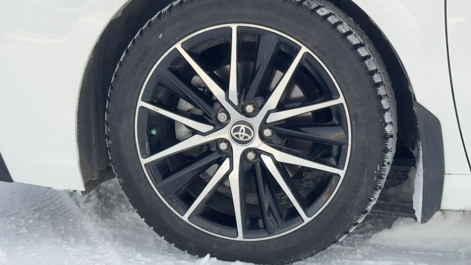 2022 Toyota Camry Hybrid SE used Sedan thumbnail 12