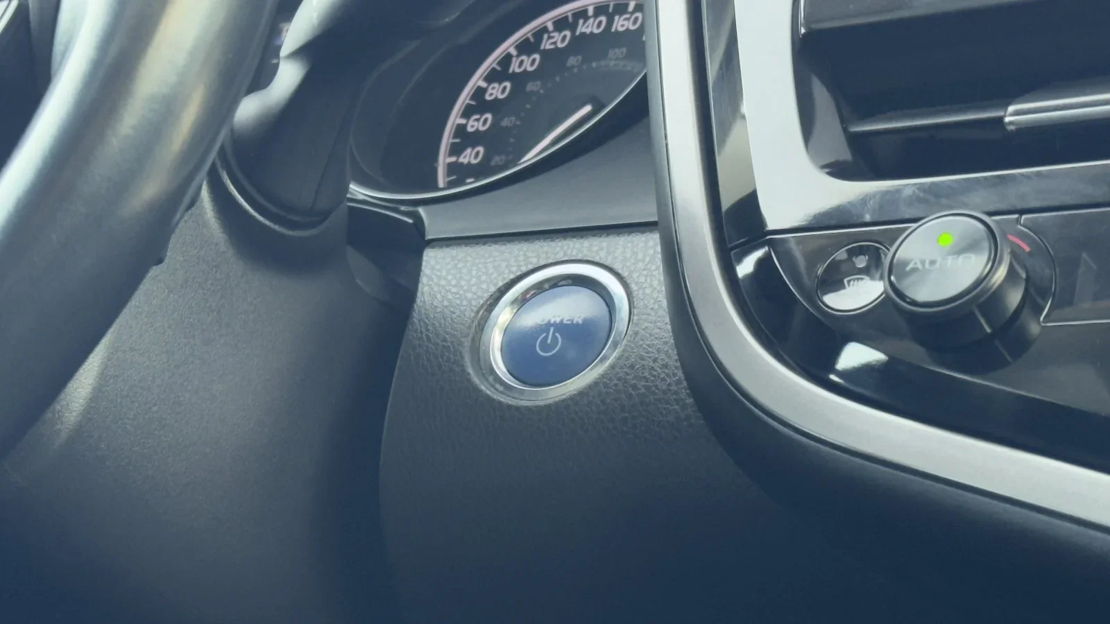 2022 Toyota Camry Hybrid SE used Sedan thumbnail 31