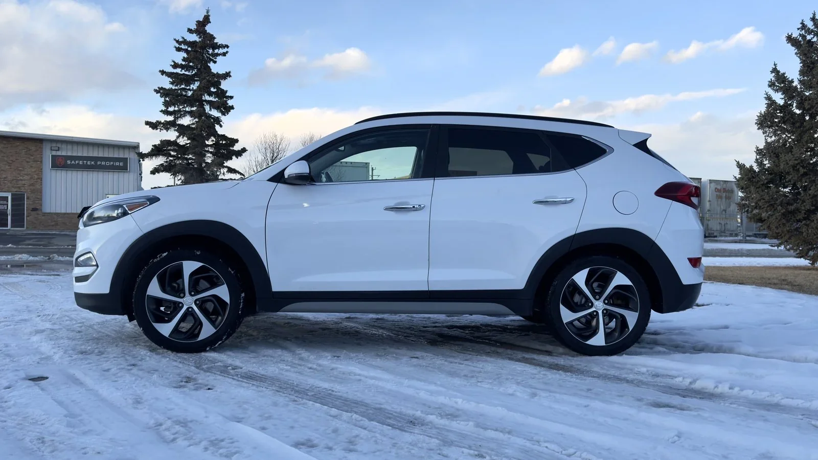 2018 Hyundai Tucson Ultimate used SUV thumbnail 4