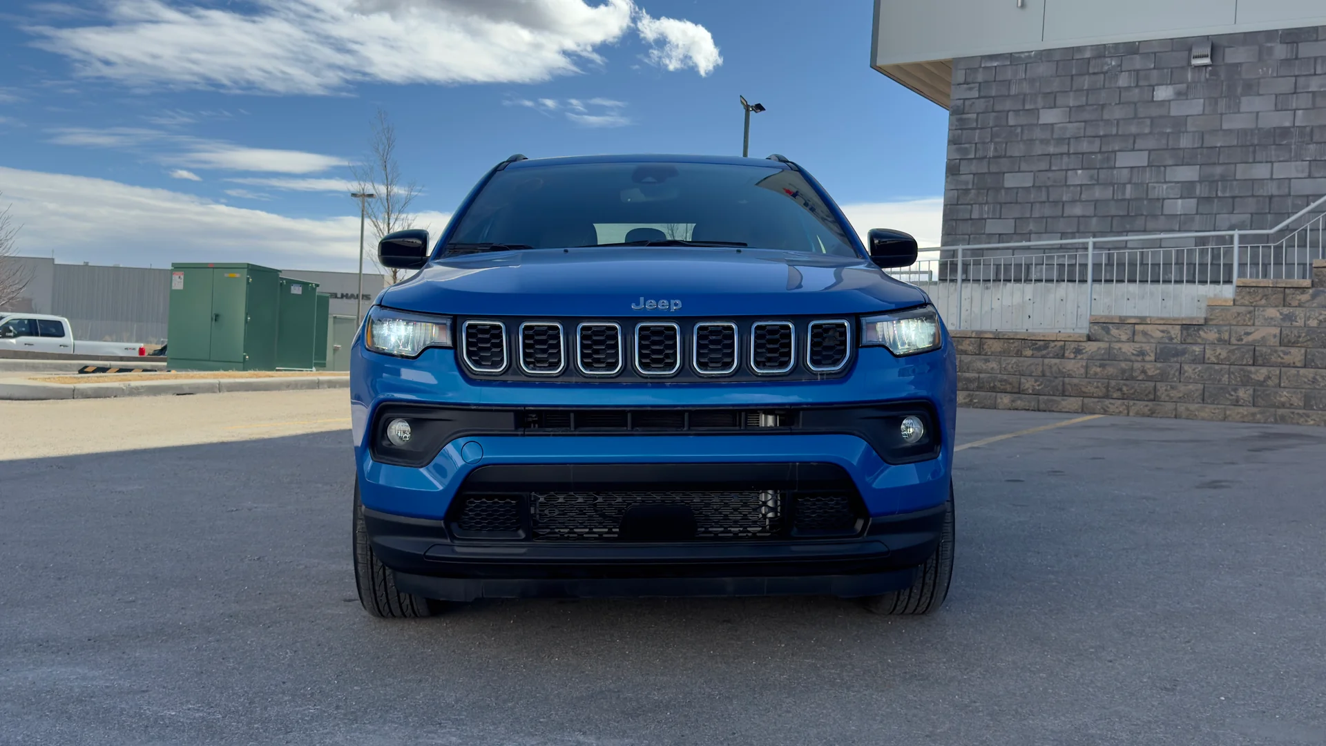 2025 Jeep Compass 4x4 North used SUV thumbnail 2