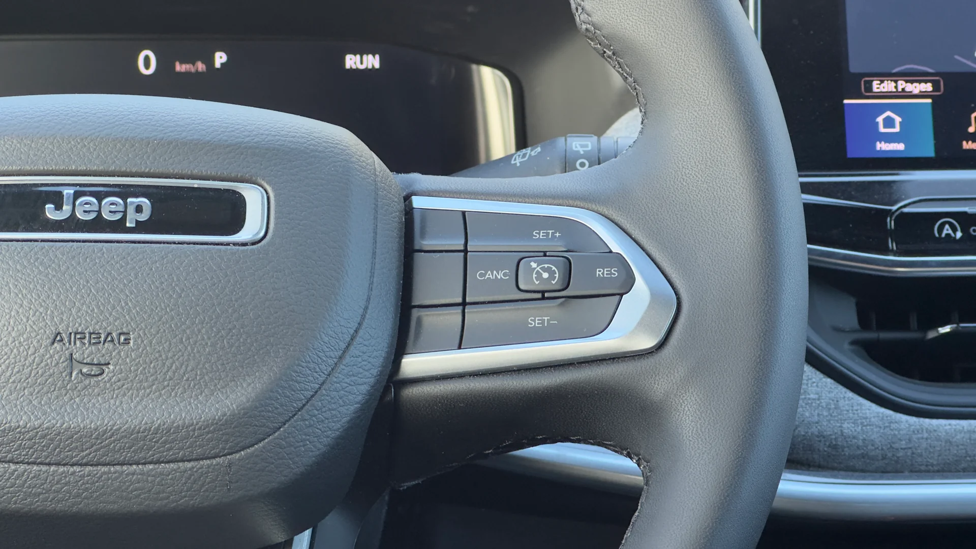 2025 Jeep Compass 4x4 North used SUV thumbnail 20