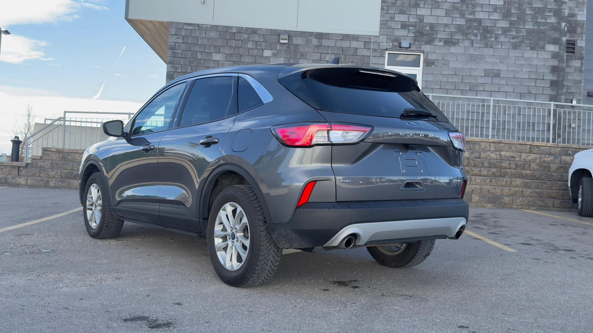 2021 Ford Escape SE used SUV thumbnail 8