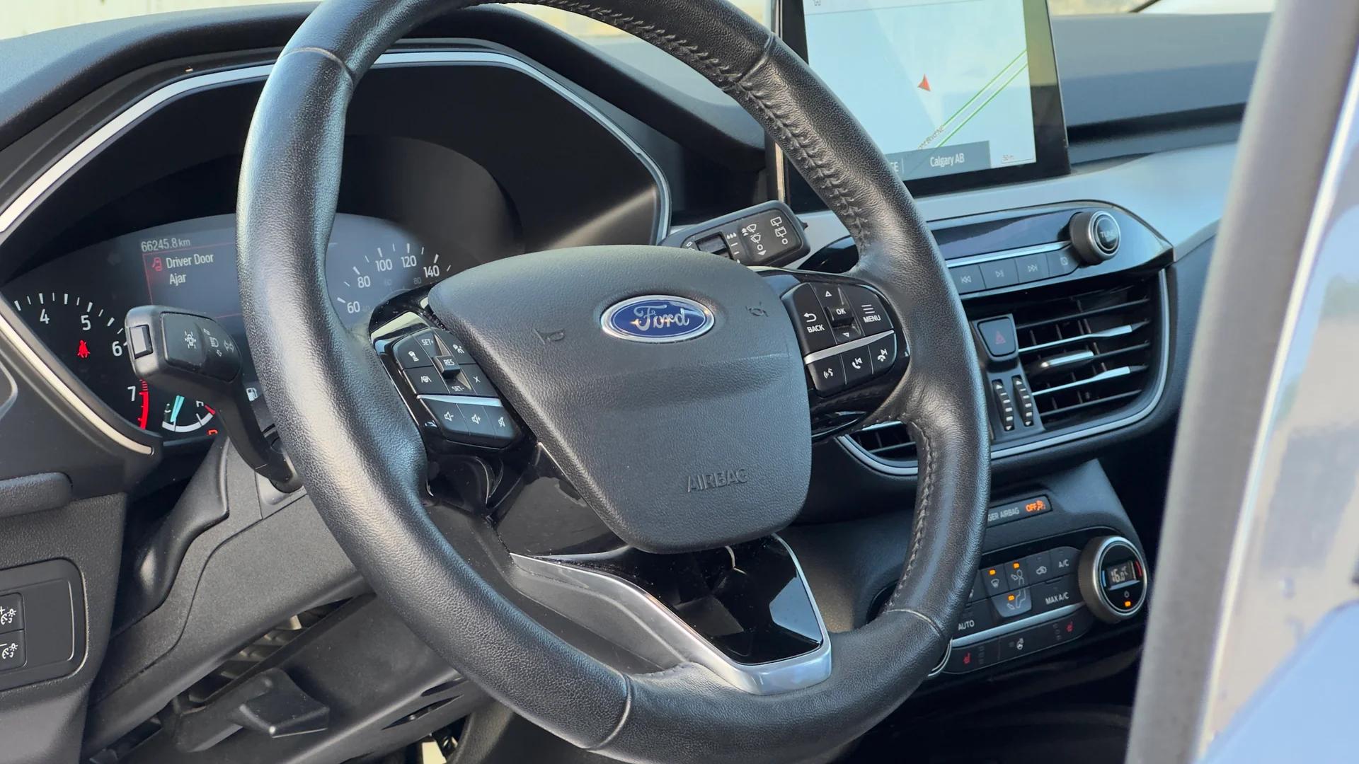 2021 Ford Escape SE used SUV thumbnail 13