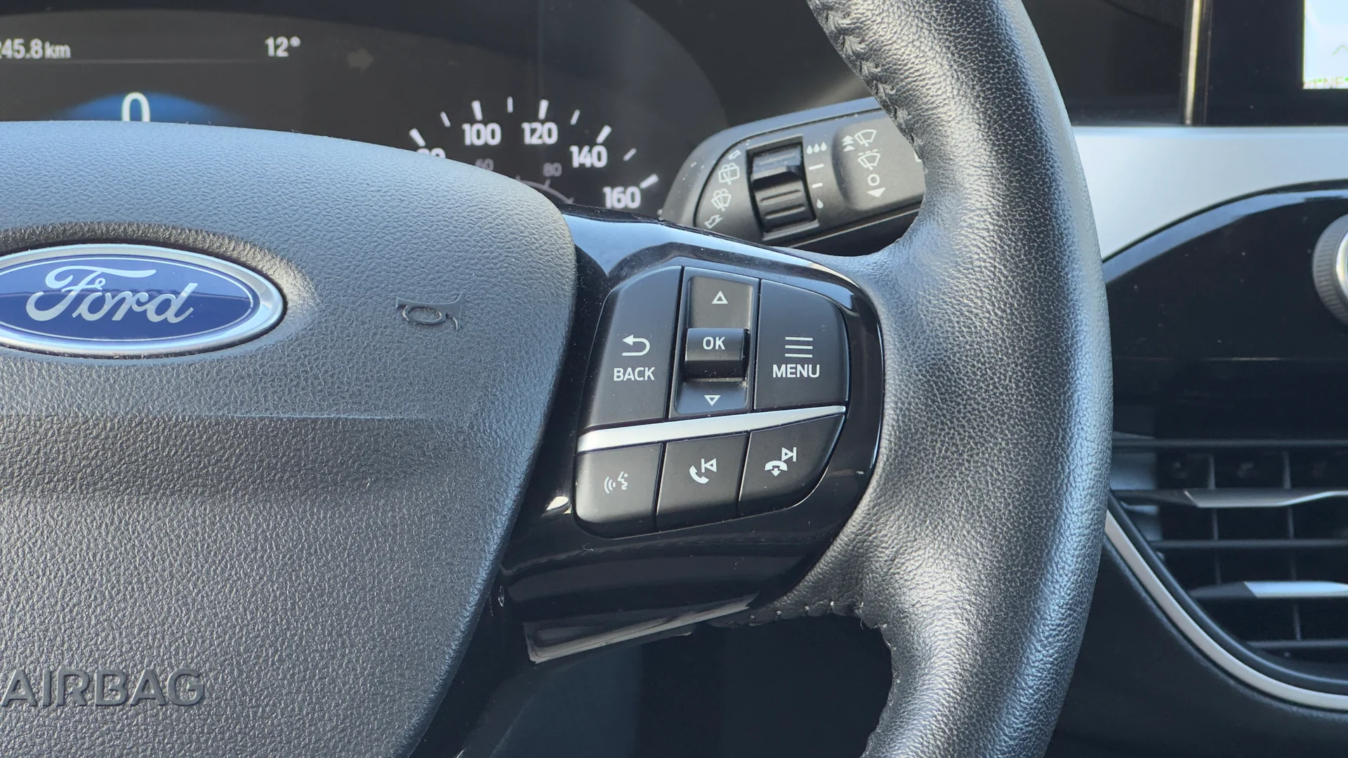 2021 Ford Escape SE used SUV thumbnail 18