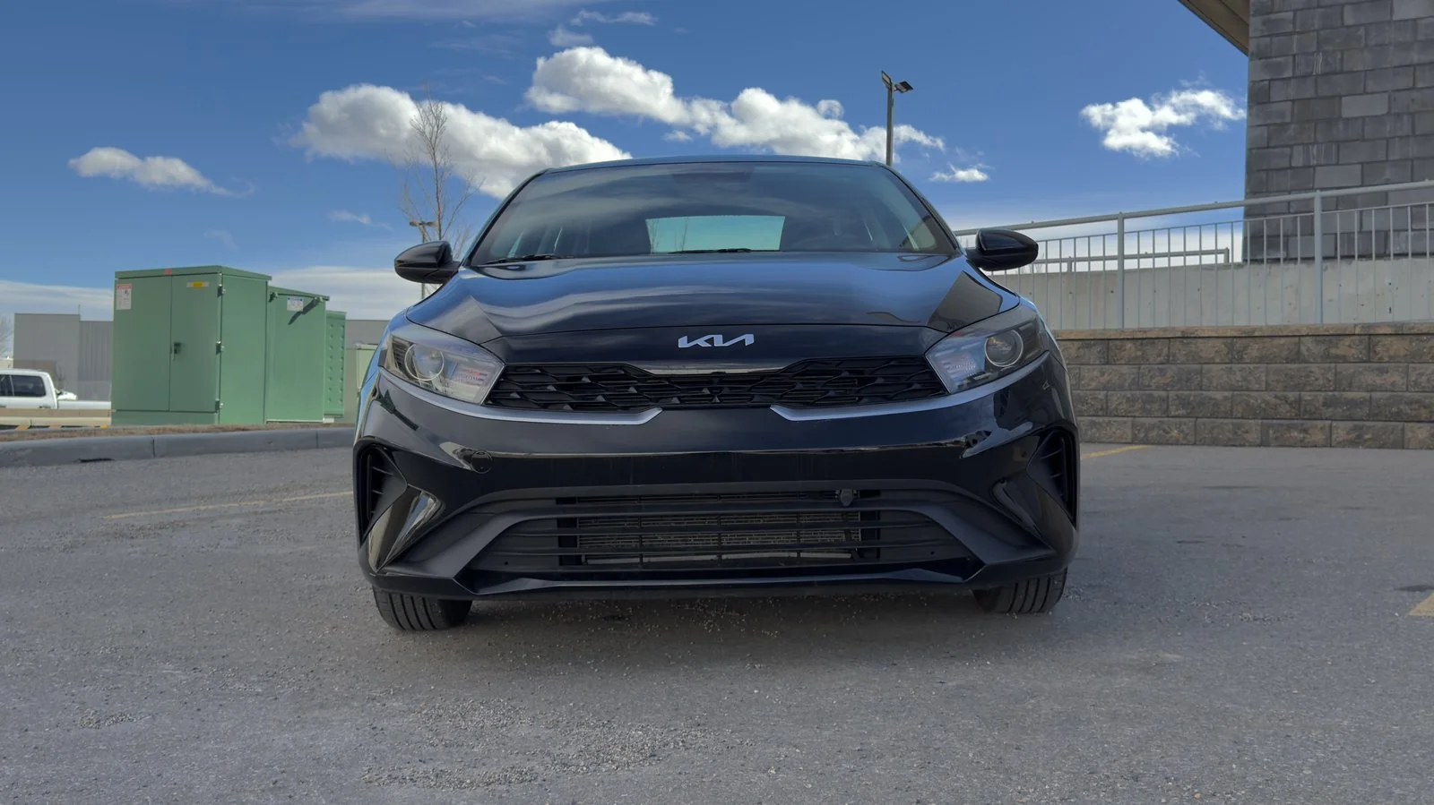 2023 Kia Forte LX used Sedan thumbnail 2