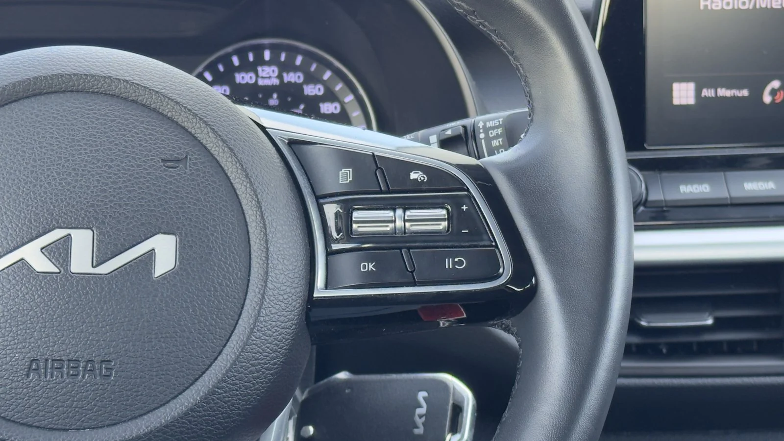 2023 Kia Forte LX used Sedan thumbnail 21