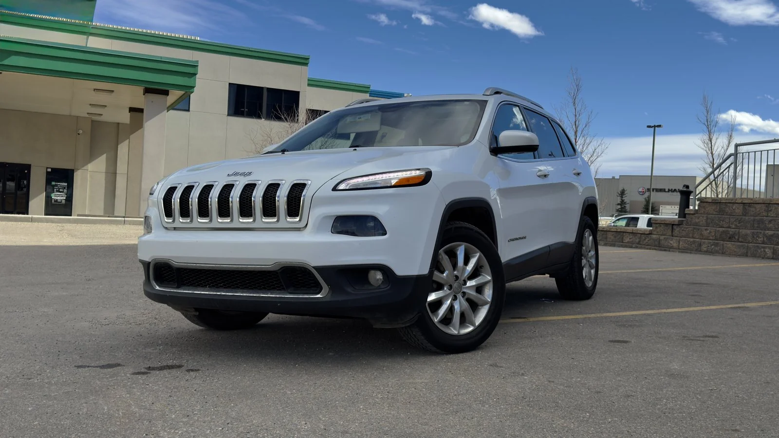 2016 Jeep Cherokee Limited - Used SUV for sale in Alberta