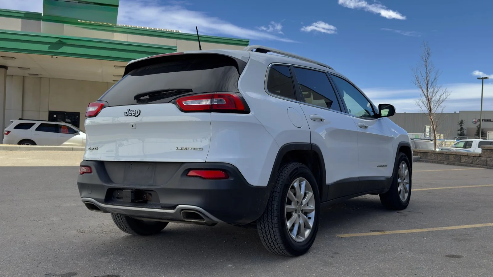 2016 Jeep Cherokee Limited used SUV thumbnail 6