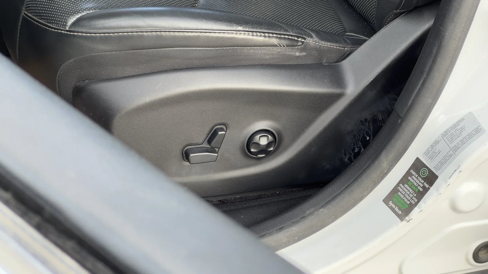 2016 Jeep Cherokee Limited used SUV thumbnail 15