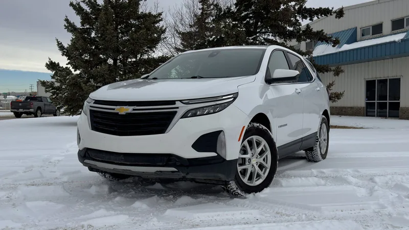 2022 Chevrolet Equinox LT used SUV - photo 1 of 27