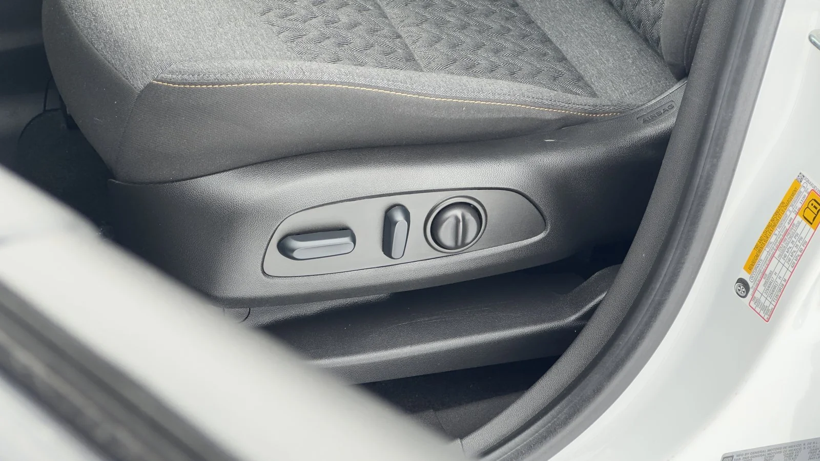 2022 Chevrolet Equinox LT used SUV thumbnail 13