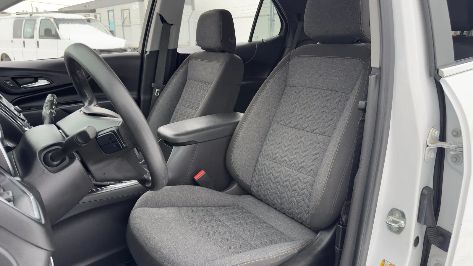 2022 Chevrolet Equinox LT used SUV thumbnail 16