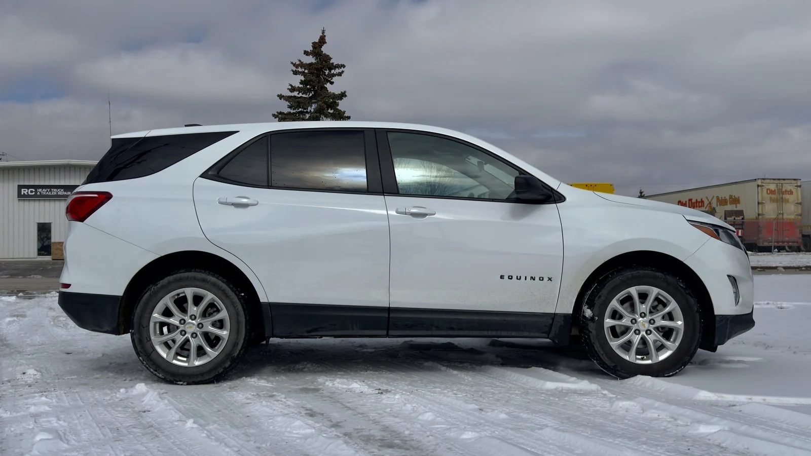 2021 Chevrolet Equinox LS | AWD used SUV thumbnail 5