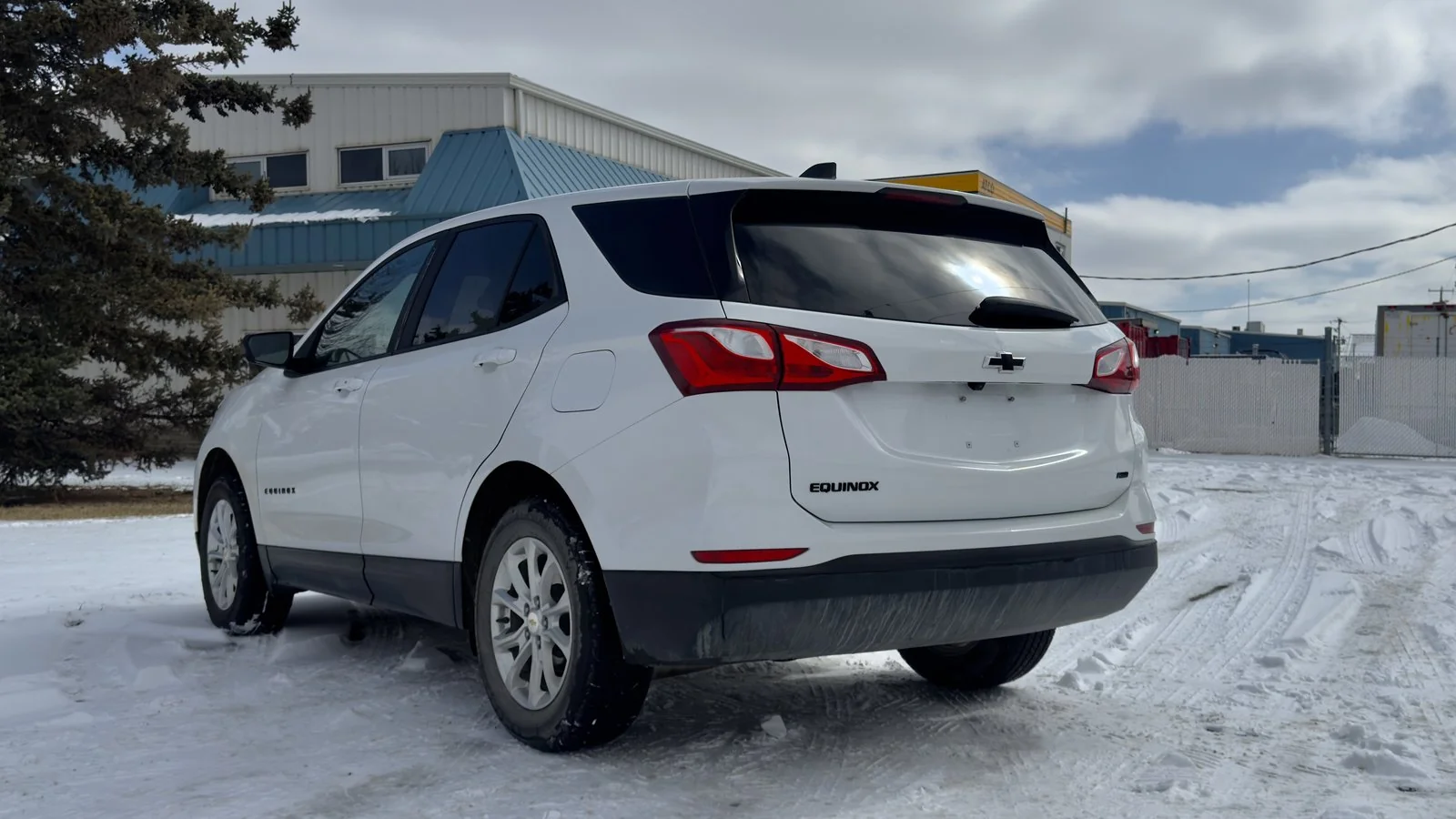 2021 Chevrolet Equinox LS | AWD used SUV thumbnail 8