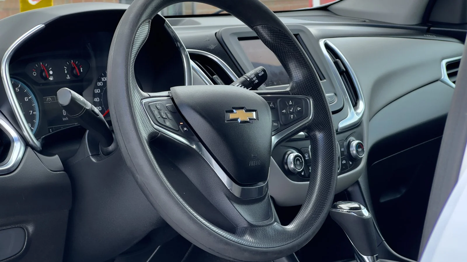 2021 Chevrolet Equinox LS | AWD used SUV thumbnail 12