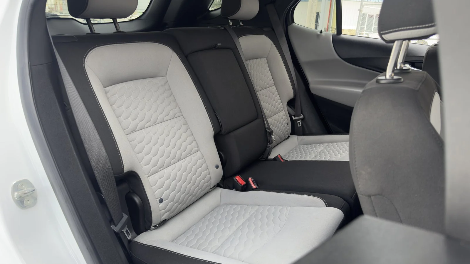 2021 Chevrolet Equinox LS | AWD used SUV thumbnail 19