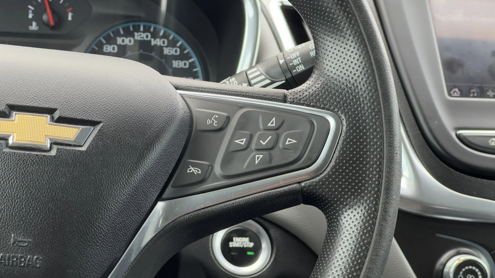 2021 Chevrolet Equinox LS | AWD used SUV thumbnail 23