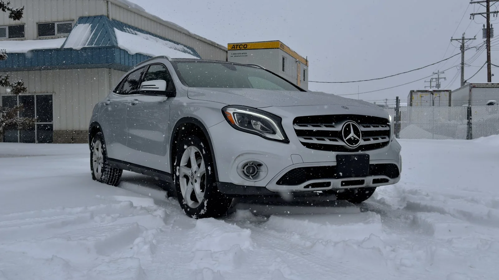 2020 Mercedes-Benz GLA250 4Matic used SUV thumbnail 3