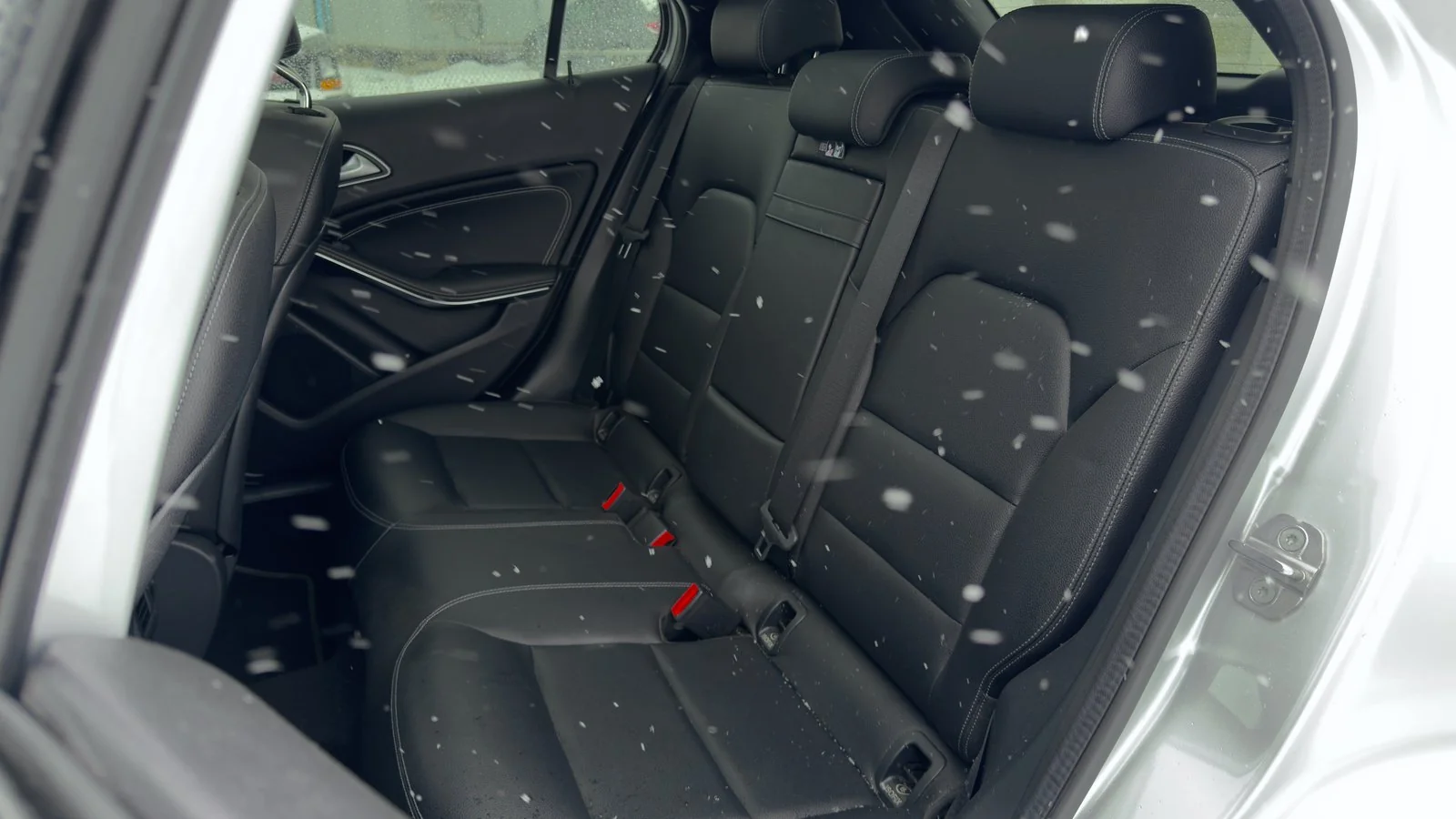 2020 Mercedes-Benz GLA250 4Matic used SUV thumbnail 18