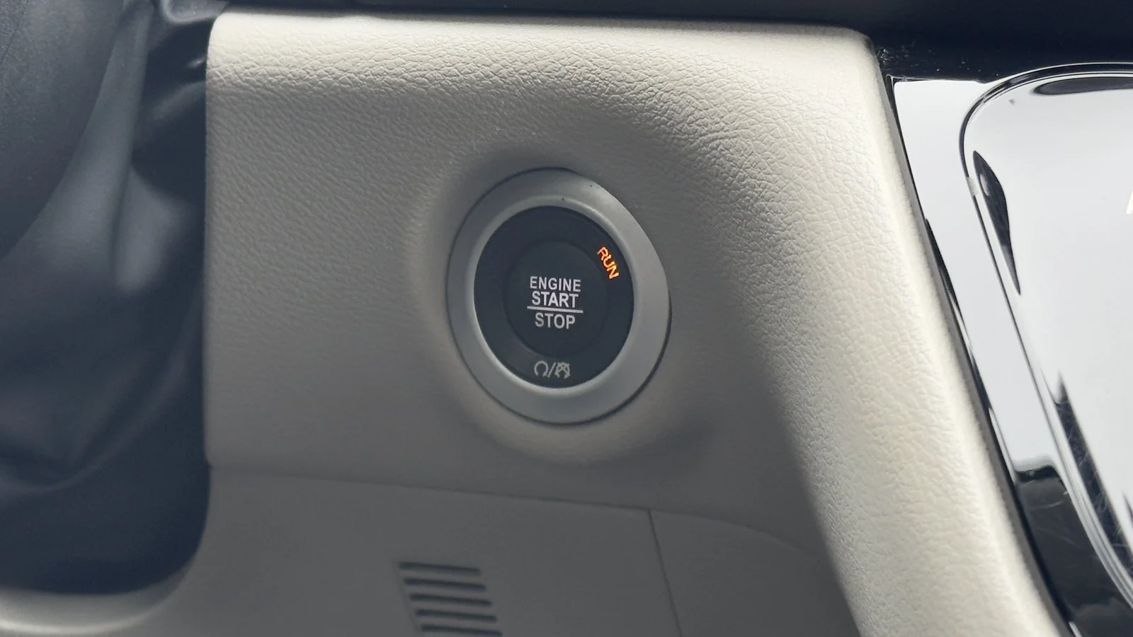 2022 Chrysler Grand Caravan SXT used Van thumbnail 31