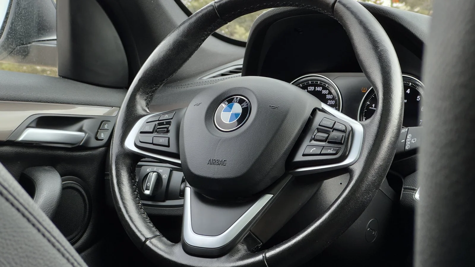 2021 BMW X1 xDrive28i used SUV thumbnail 22