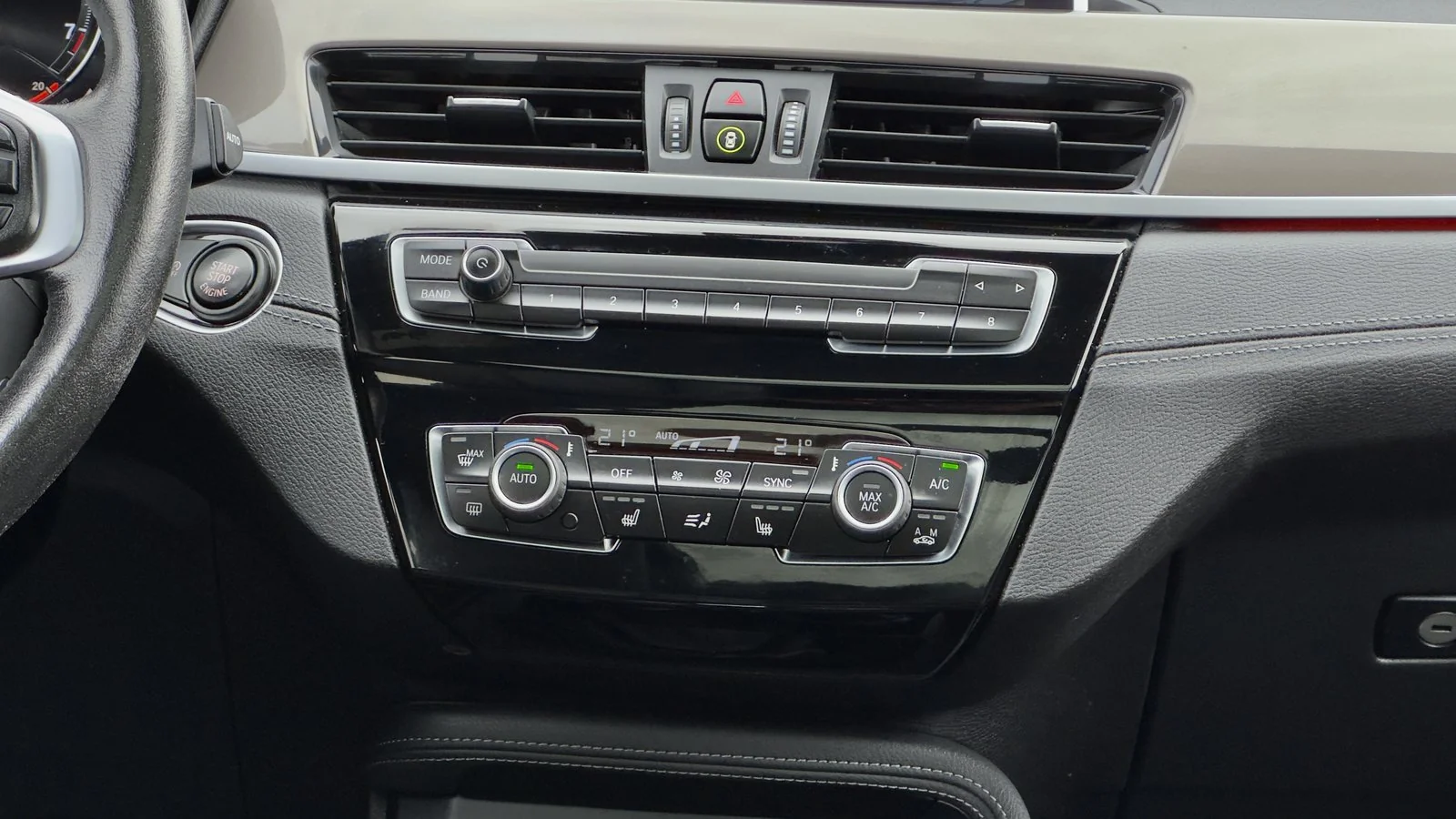 2021 BMW X1 xDrive28i used SUV thumbnail 24