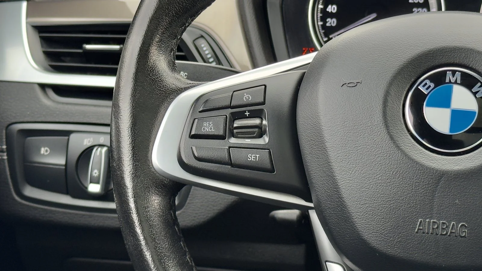 2021 BMW X1 xDrive28i used SUV thumbnail 26