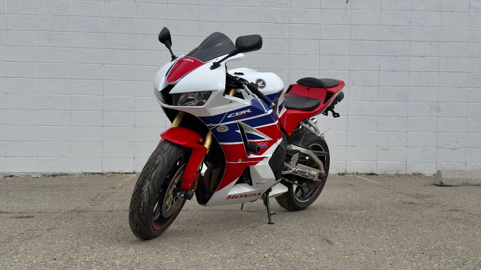 2013 Honda CBR600RR - Used Motorcycle for sale in Alberta