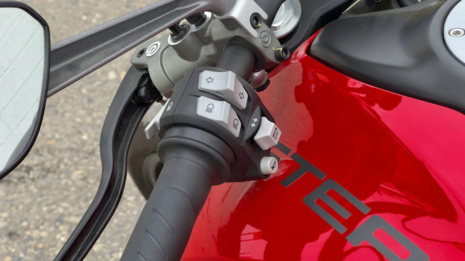 2021 Ducati Monster used Motorcycle thumbnail 15