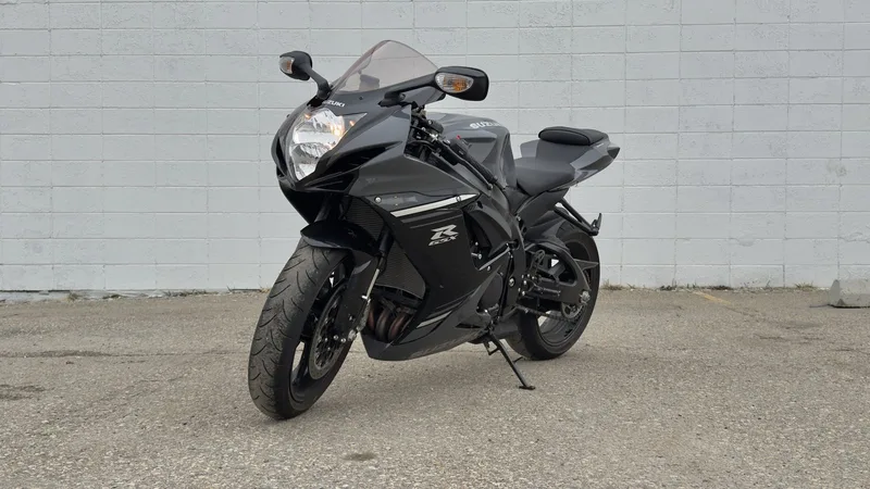 2025 Suzuki GSX-R600 used Motorcycle - photo 1 of 17