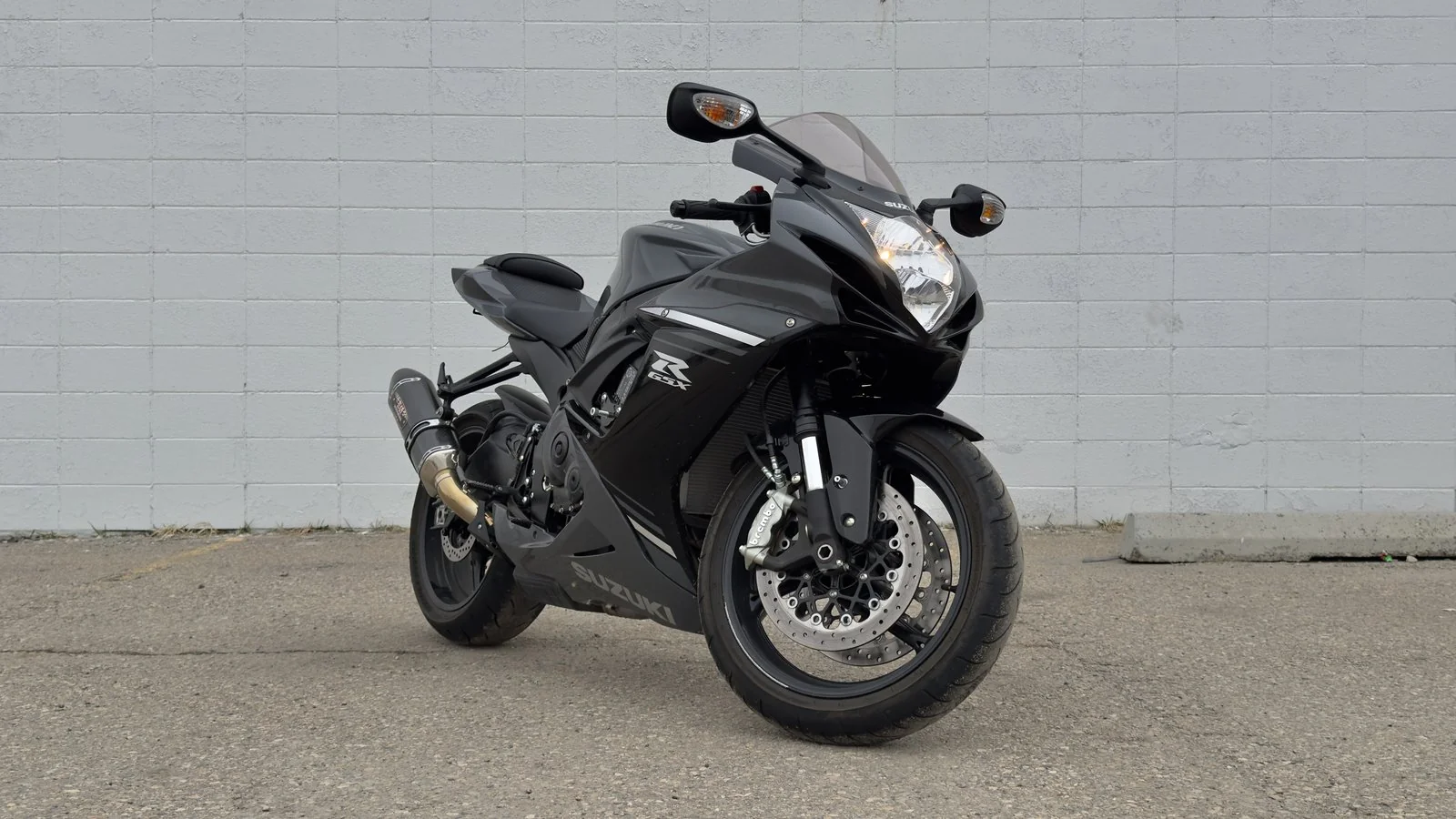 2025 Suzuki GSX-R600 used Motorcycle thumbnail 3