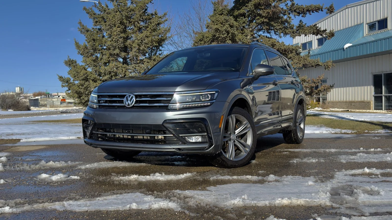 2020 Volkswagen Tiguan Highline R-Line used SUV - photo 1 of 32