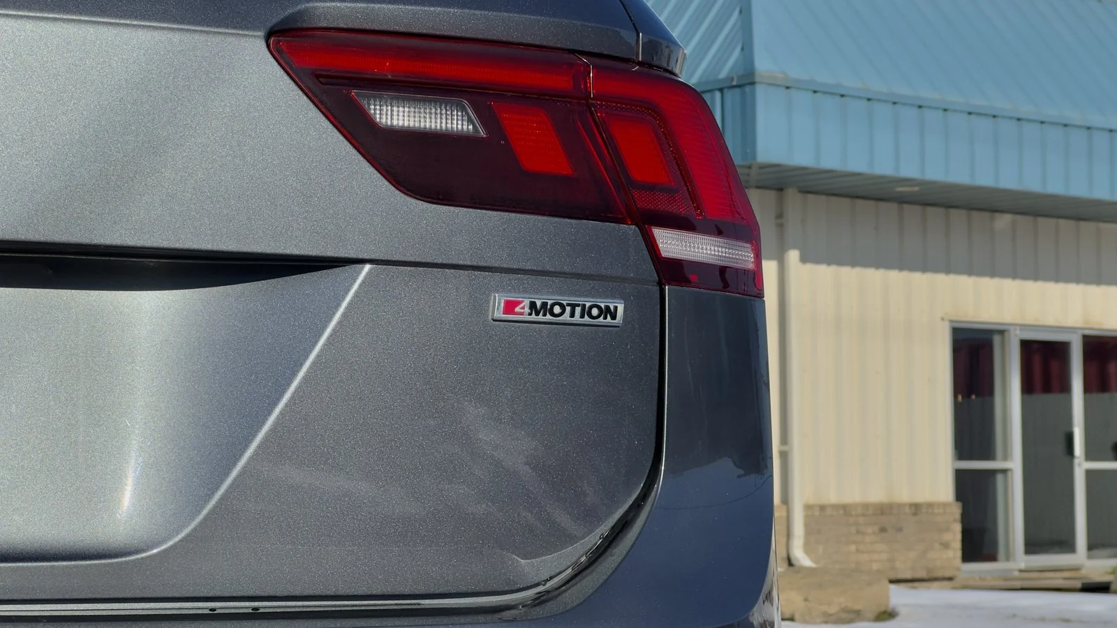 2020 Volkswagen Tiguan Highline R-Line used SUV thumbnail 9