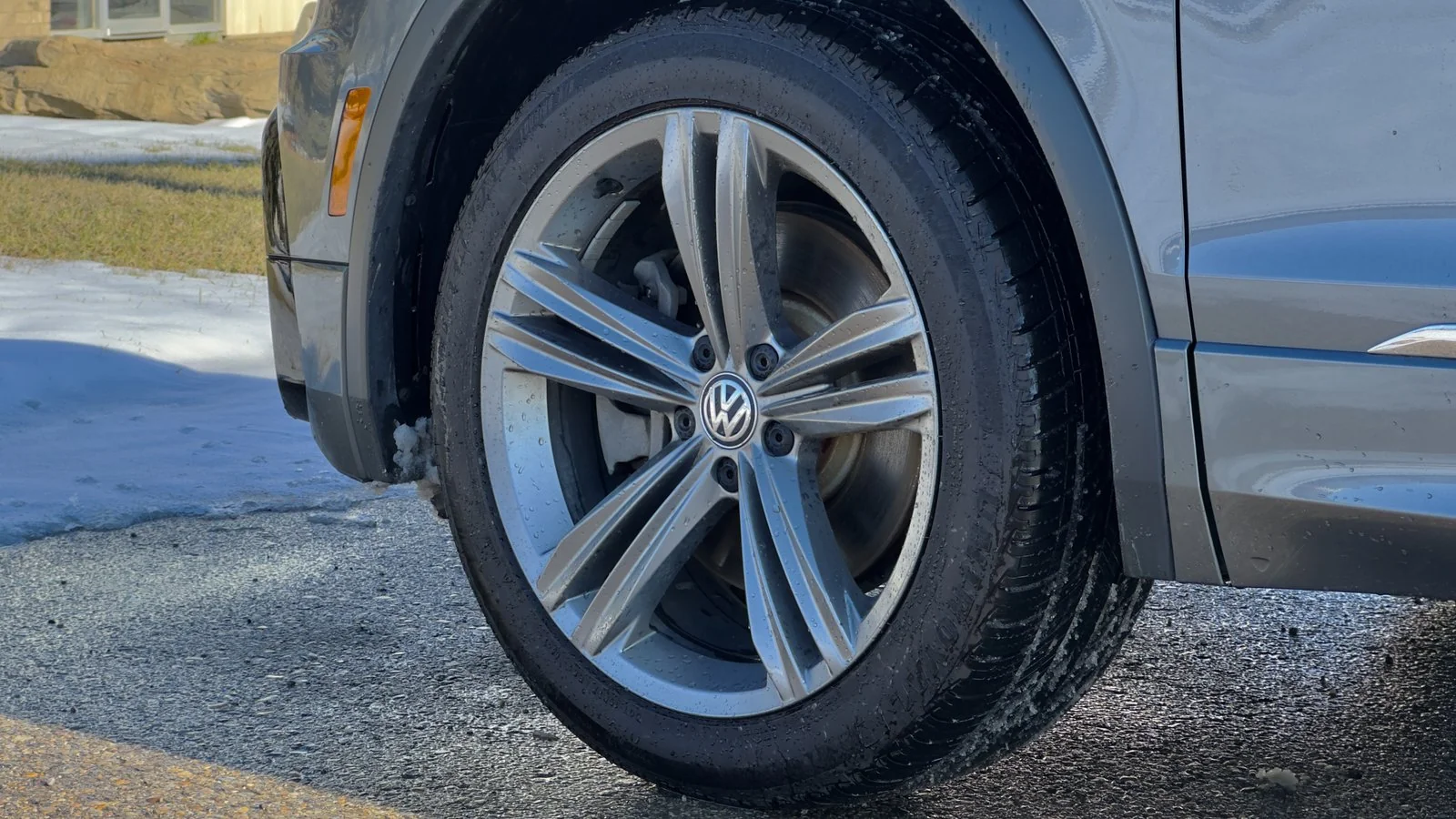 2020 Volkswagen Tiguan Highline R-Line used SUV thumbnail 11