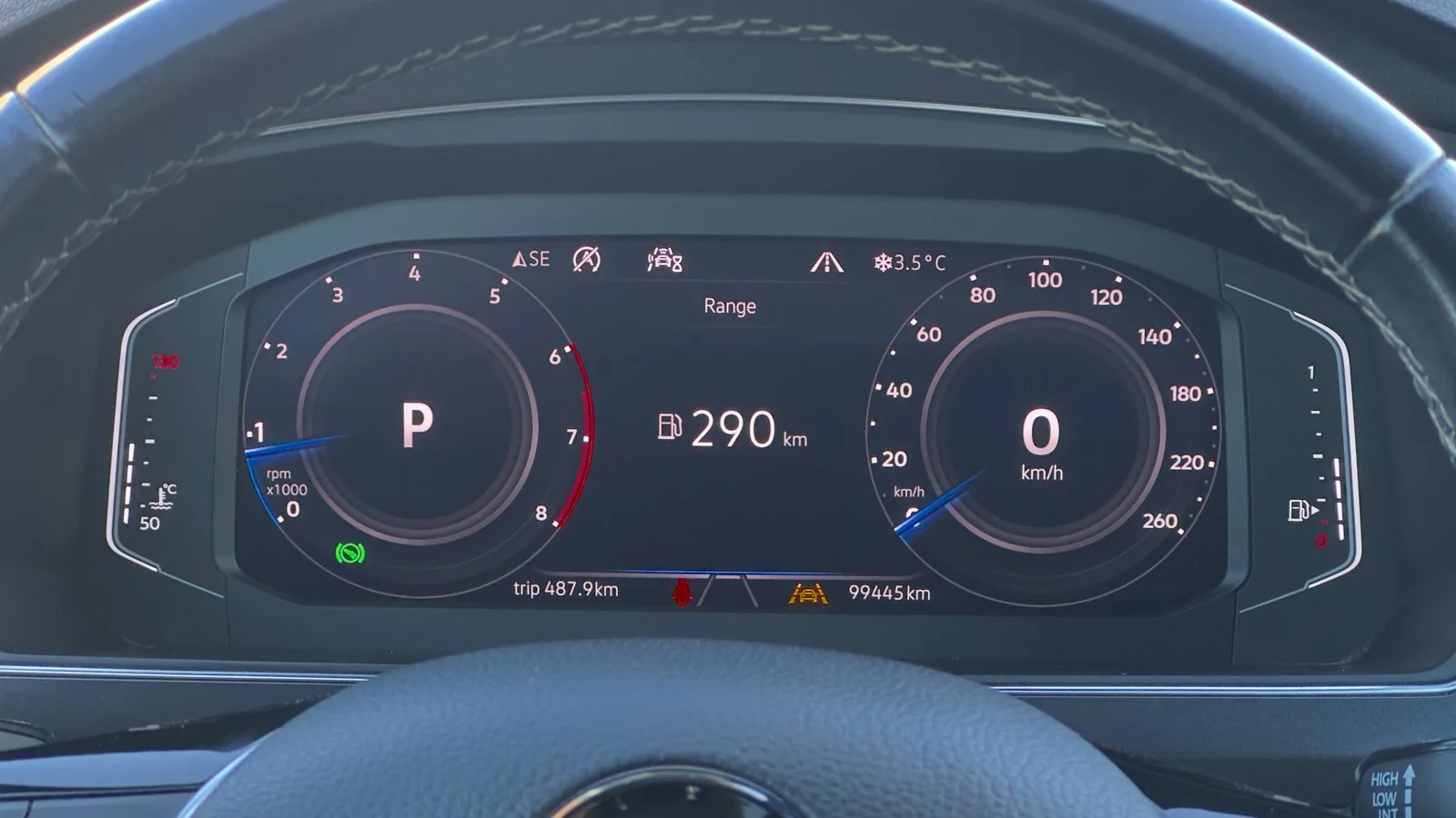 2020 Volkswagen Tiguan Highline R-Line used SUV thumbnail 27