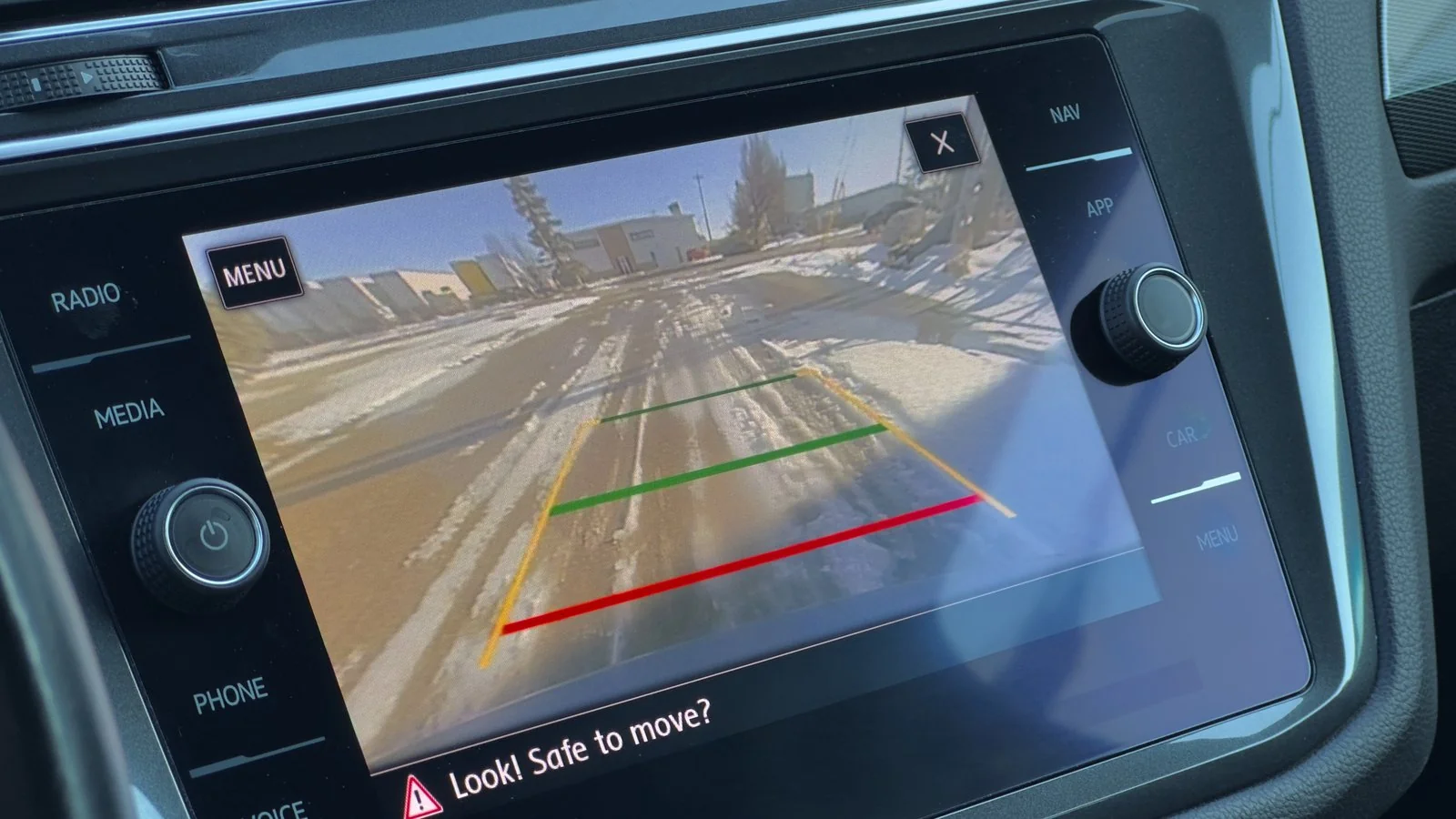 2020 Volkswagen Tiguan Highline R-Line used SUV thumbnail 32