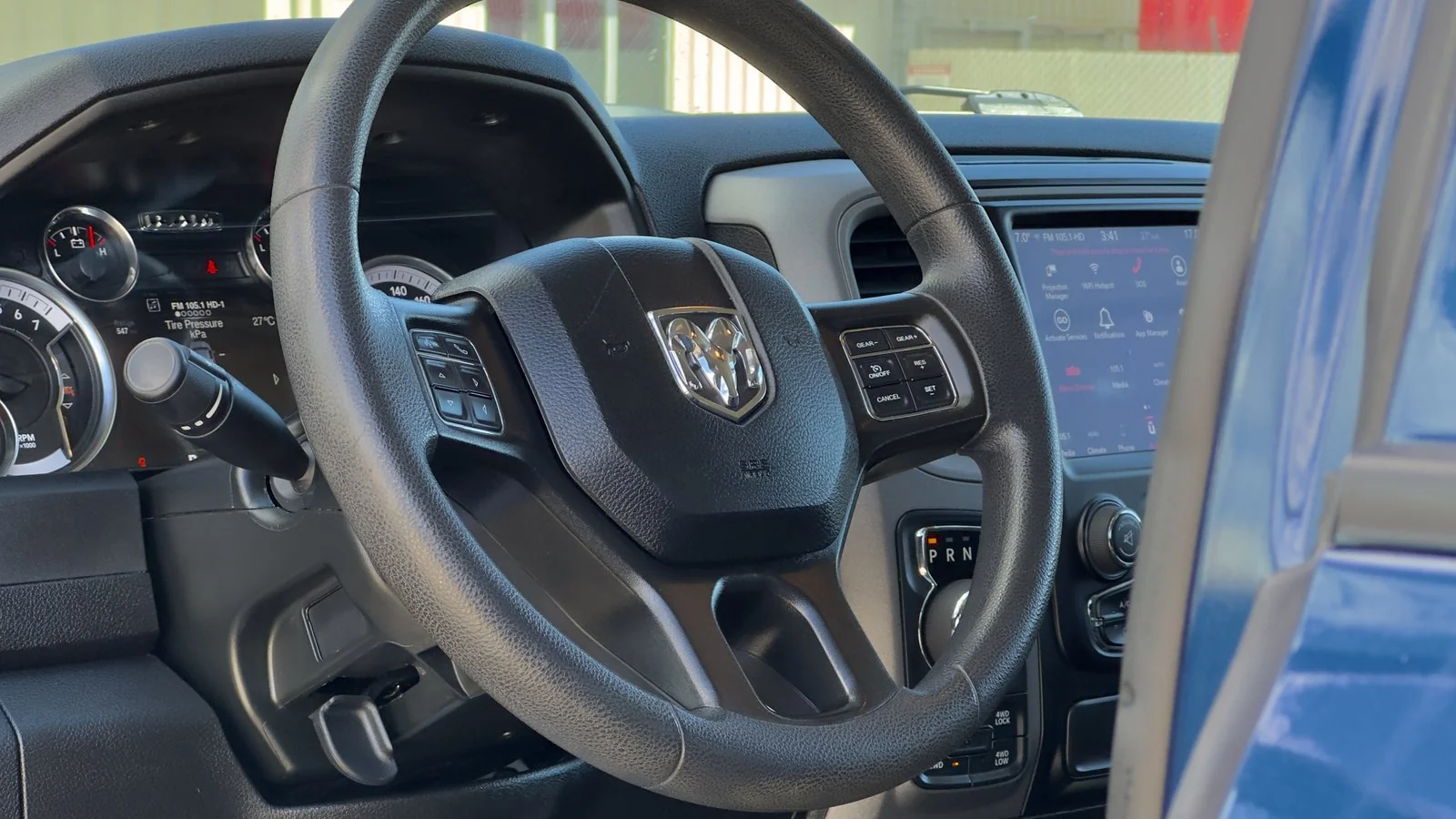 2021 RAM 1500 Classic Express used Truck thumbnail 12